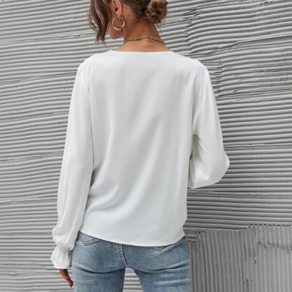 Bohemian White Floral Lace Ruffle Blouse Minimalist - Picture 3 of 5